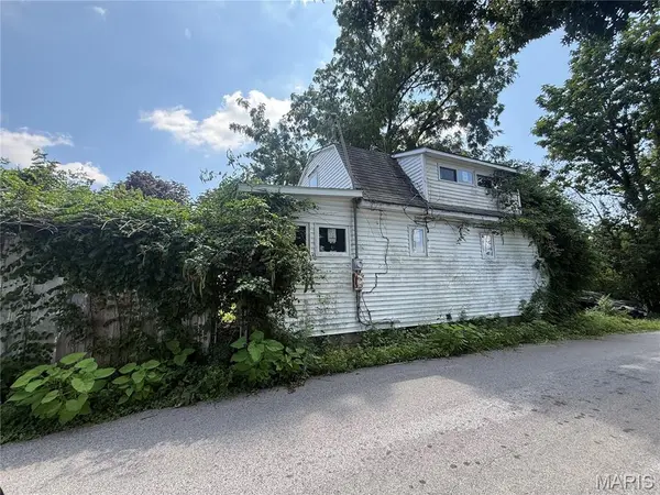 2622-2626 Rackliffe ST, Hannibal, MO 63401
