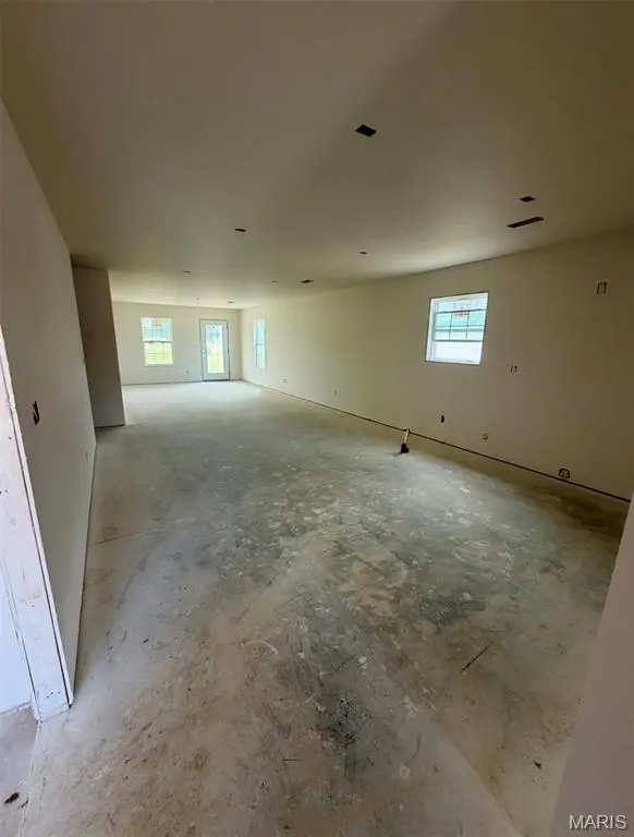 16 High Garden ST, Cape Girardeau, MO 63701