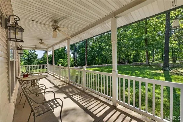 10564 Timberland DR, Richwoods, MO 63080