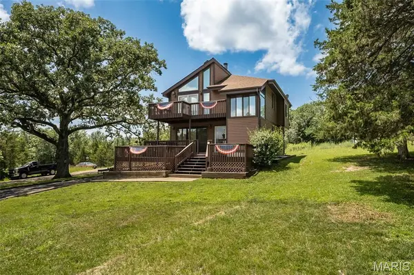 415 Lilac LN, St Clair, MO 63077