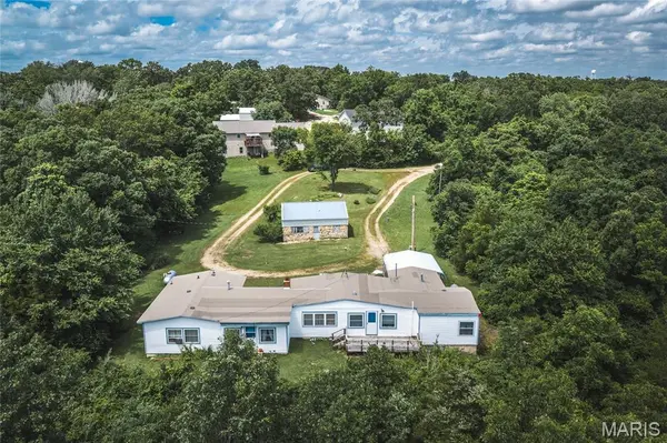 300 Russell ST #A & B, Sullivan, MO 63080