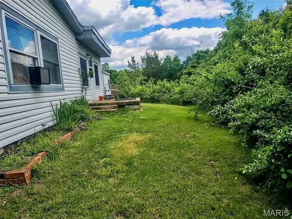 300 Russell ST #A & B, Sullivan, MO 63080