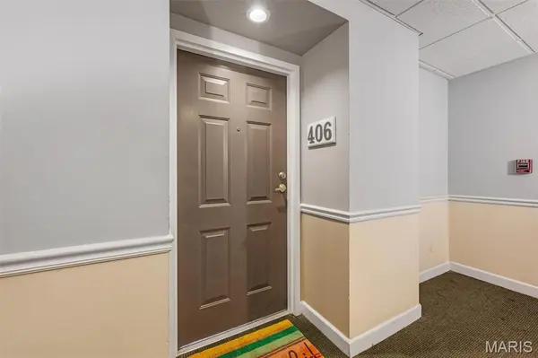 5330 Pershing AVE #406, St Louis, MO 63112