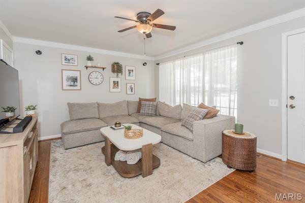 3200 Denton LN, St Charles, MO 63301