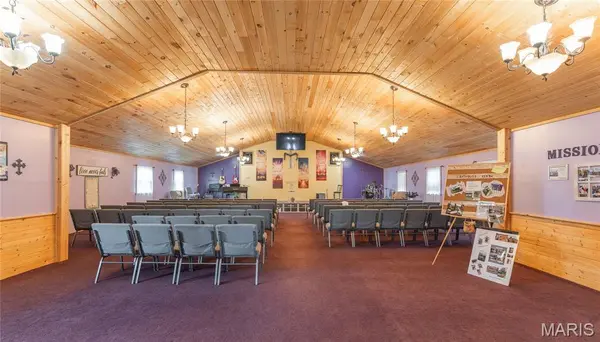 198 S Highway Y, Steelville, MO 65565