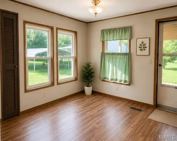 15246 Cannon Mines RD, Cadet, MO 63630