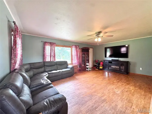 59604 Starview Estates, New London, MO 63459