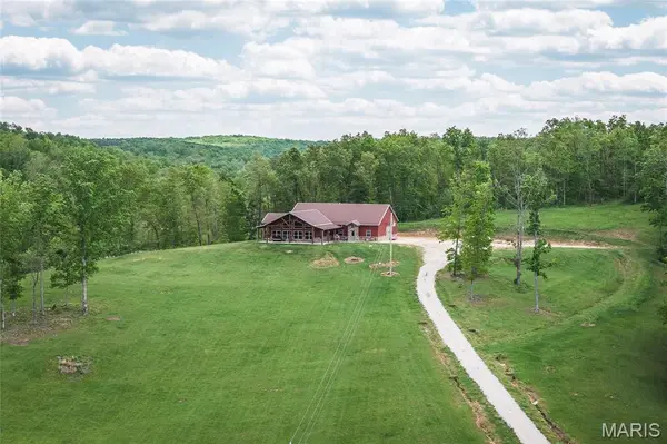 150 Keysville RD, Steelville, MO 65565