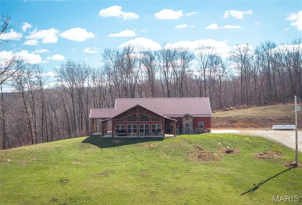 150 Keysville RD, Steelville, MO 65565