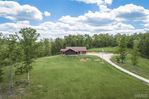 150 Keysville RD, Steelville, MO 65565