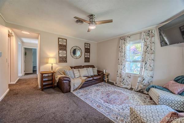 545 W Pierce ST, Lebanon, MO 65536