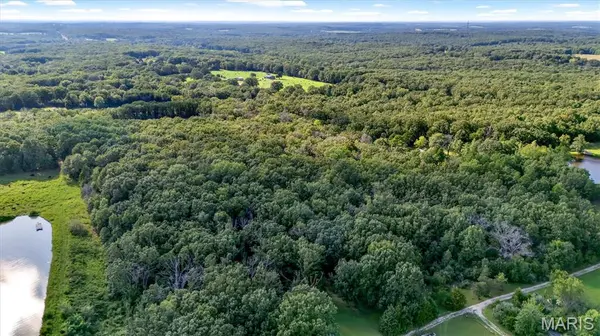 448 Greenbriar RD, Leasburg, MO 65535