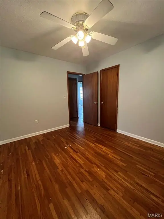 107 E 6th ST, Dixon, MO 65459