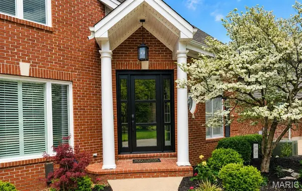 545 Overlook Terrace CT, Eureka, MO 63025