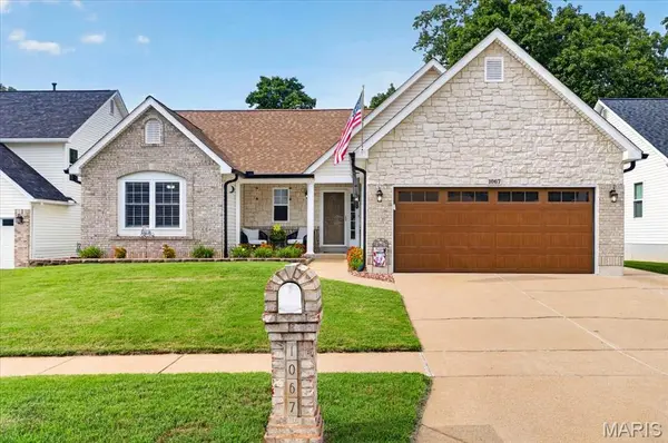 1067 Autumn Oaks DR, Imperial, MO 63052