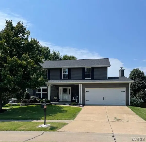 2001 Coreywood DR, St Charles, MO 63303