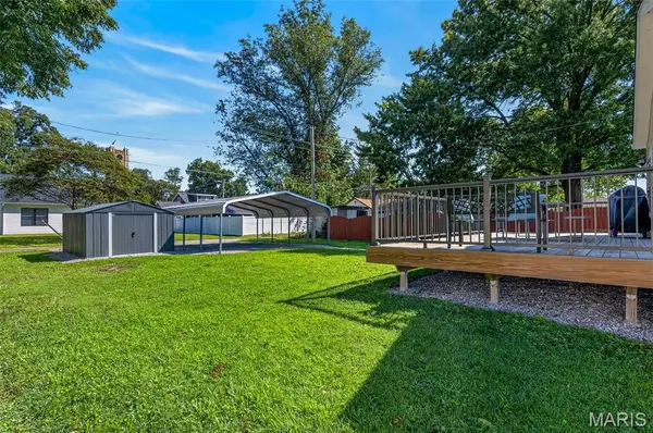 205 W Iowa ST, Trenton, IL 62293