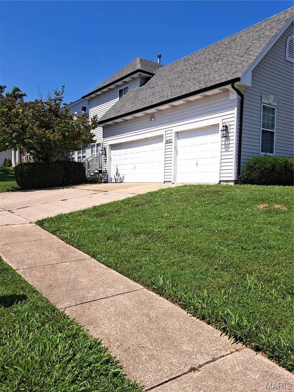 14001 Eagle Manor CT, Chesterfield, MO 63017