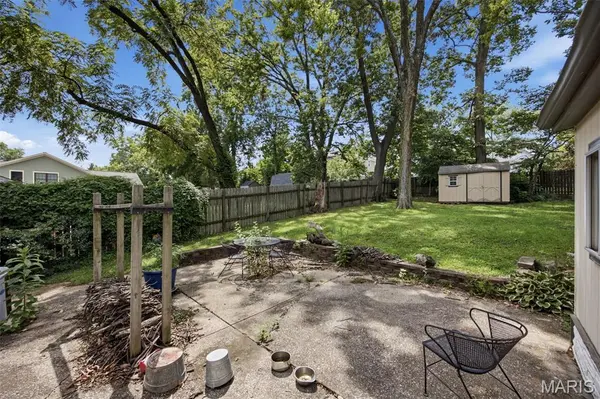 929 N Harrison AVE, Kirkwood, MO 63122