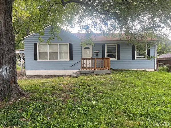 10206 Prince DR, St Louis, MO 63136
