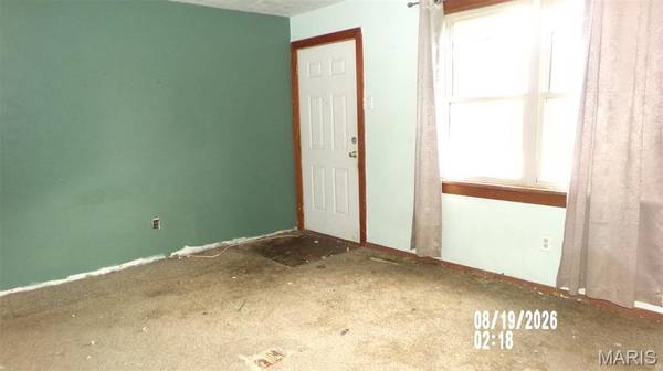 221 E Laurel ST, Millstadt, IL 62260