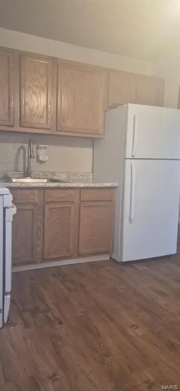 2318 Gardner DR, St Louis, MO 63136