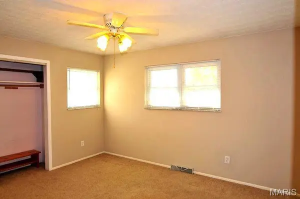 524 Phillipena ST, Edwardsville, IL 62025