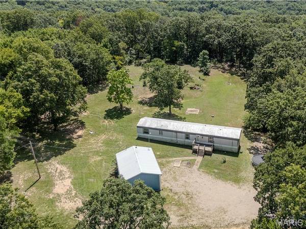 4446 Y HWY, Valles Mines, MO 63087