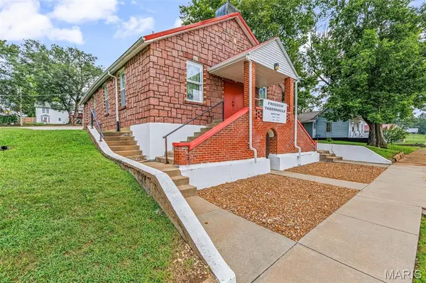 402 Glendale ST, Park Hills, MO 63601