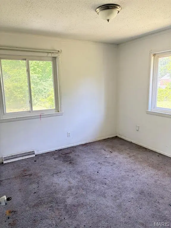 4505 Begg BLVD, Normandy, MO 63121
