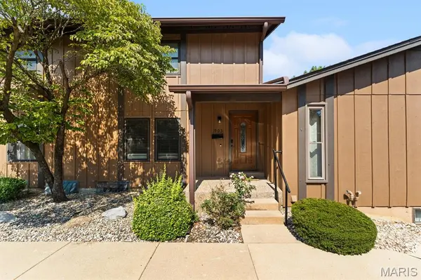 903 Hampton CT, Belleville, IL 62223