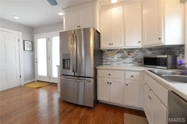 929 Robert PL, St Louis, MO 63122