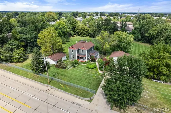 811 Tom Ginnever AVE, O'fallon, MO 63366