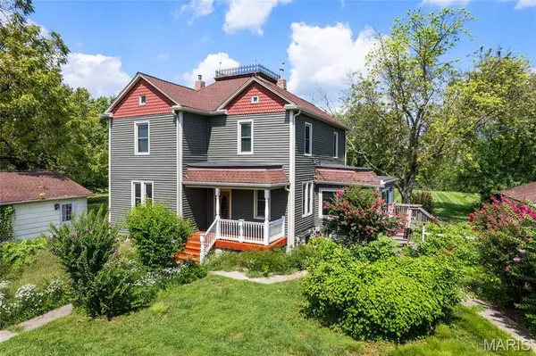 811 Tom Ginnever AVE, O'fallon, MO 63366
