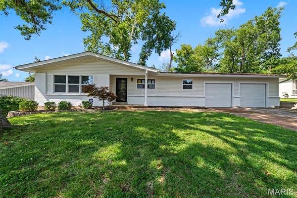 12313 Tempo DR, St Louis, MO 63146