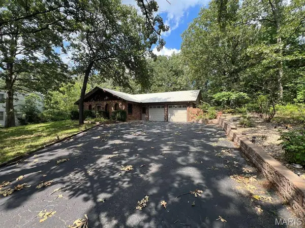 16 Monte Rosa DR, De Soto, MO 63020