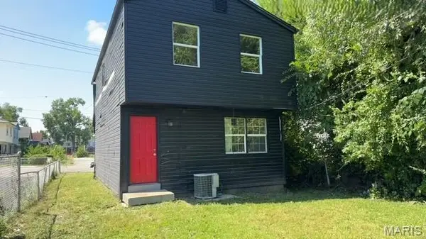 4137 E Lee AVE, St Louis, MO 63115
