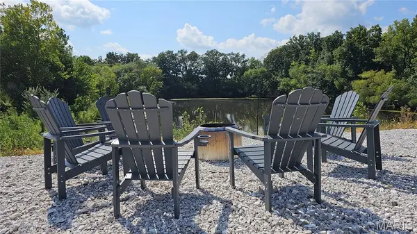 0 Sharps Pl, Perry, MO 63462