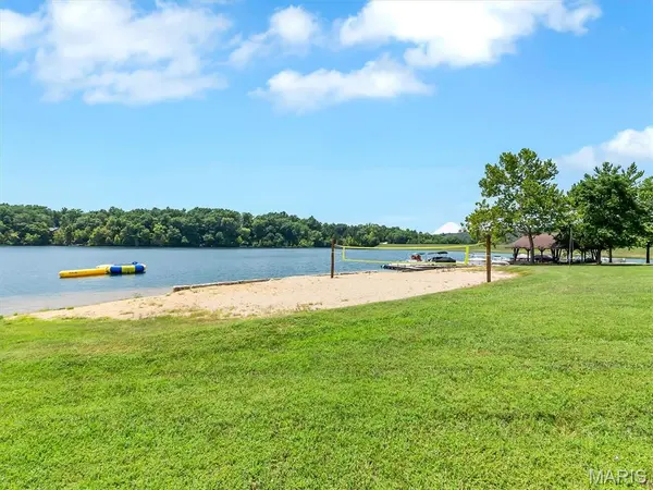 270 Bridle Spur RD, Bourbon, MO 65441