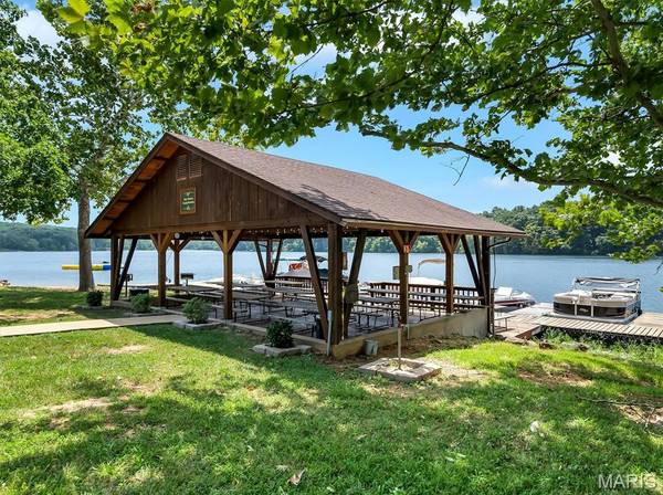 270 Bridle Spur RD, Bourbon, MO 65441