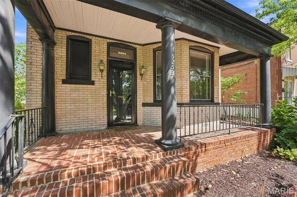 5253 Devonshire AVE, St Louis, MO 63109