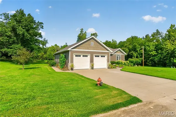 680 Kiefner ST, Perryville, MO 63775