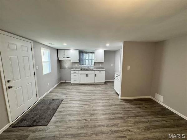 104 E Adams ST, O'fallon, IL 62269