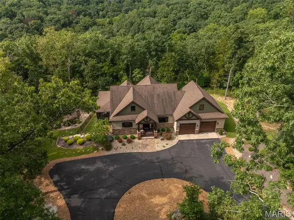 2530 Alpine Trails DR, Innsbrook, MO 63390
