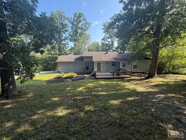 5108 Twelve Oaks AVE, Villa Ridge, MO 63089