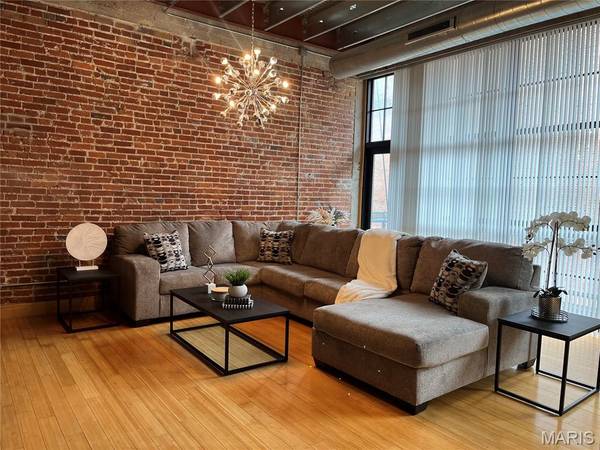 2201 Locust ST #201, St Louis, MO 63103