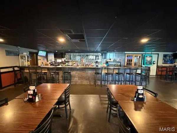 6770 Mall DR, Cedar Hill, MO 63016