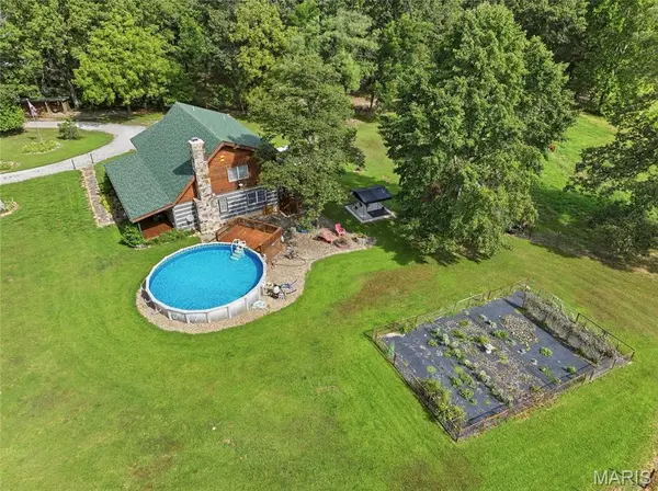 134 McIntire Road, Caulfield, MO 65626