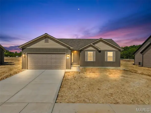 1011 Samwise ST, Wright City, MO 63390