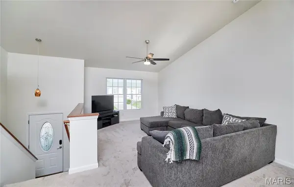 69 Matt Joyce CT, Warrenton, MO 63383